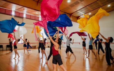 INVITA UNIVERDANZA A UN “VIAJE A TIERRA CLARA”, EN EL TEATRO UNIVERSITARIO