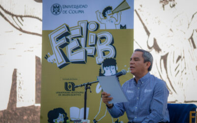 RECTOR LEE EN VOZ ALTA TEXTOS ESCRITOS POR ALUMNOS DEL BACHILLERATO 2