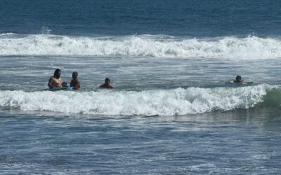 UEOC Y PC MANZANILLO Y ARMERÍA REALIZAN TRES RESCATES ACUÁTICOS EN PLAYAS DE LA AUDIENCIA Y CUYUTLÁN