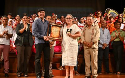 FOLKLORISTAS UNIDOS DE COLIMA CELEBRA 10° ANIVERSARIO ANTE UN TEATRO HIDALGO REPLETO