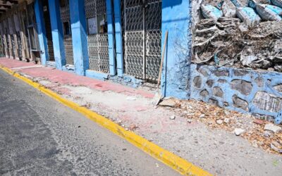 INICIA ROSI BAYARDO REHABILITACIÓN DE LA CALLE CARRILLO PUERTO EN EL CENTRO DE MANZANILLO