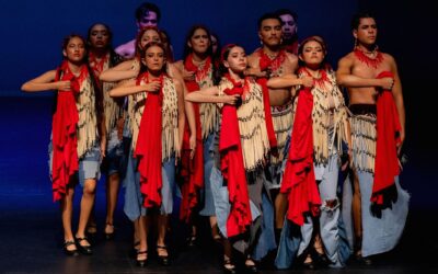 COLISIÓN EFÍMERA ENTRE LA DANZA ESCÉNICA, LA MÚSICA Y LAS ARTES VISUALES, EN EL TEATRO UNIVERSITARIO