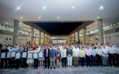 PREMIA FEC LABOR DE ESTUDIANTES DE LA UDEC TALENTOSOS EN DISTINTAS CATEGORIAS