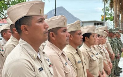 FUERZA NAVAL DEL PACÍFICO FORTALECE LA FORMACIÓN Y EL LIDERAZGO DEL PERSONAL NAVAL