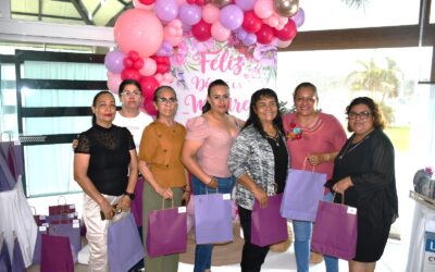 FESTEJA ASIPONA A MADRES TRABAJADORAS