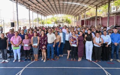 ROSI BAYARDO PARTICIPA EN ENTREGA DE APOYOS DE LA ESCUELA ES NUESTRA; DESTINAN MÁS DE 17 MILLONES A 40 PLANTELES