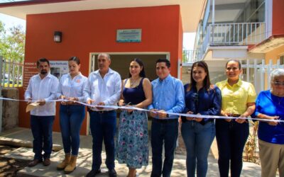 GOBERNADORA INDIRA VIZCAÍNO ENTREGA PUENTE ‘VICTORIA’ EN COMALA Y PLANTA PURIFICADORA PARA SECUNDARIA E ISENCO EN COLIMA