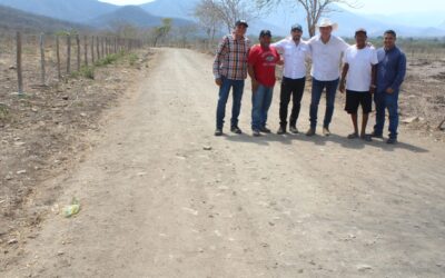 ENTREGA GOBIERNO DEL ESTADO REHABILITACIÓN DE CAMINO SACACOSECHAS EN IXTLAHUACÁN