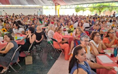 AGASAJA STSGE A MAMÁS SINDICALIZADAS POR SU DÍA SOCIAL