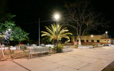 REHABILITAN EL 100% DE LUMINARIAS EN AL COMUNIDAD DE LOS ASMOLES