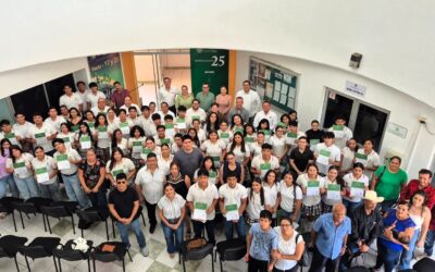 ENTREGAN CONSTANCIA DEL PROGRAMA “ESCUELA DE OFICIOS Y HABILIDADES PARA LA VIDA”