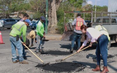 KAREN JURADO LLEVA LA CAMPAÑA ITINERANTE “BACHEANDO LA VILLA” A LA AVENIDA NIÑOS HÉROES