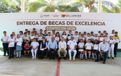 EDUCACIÓN Y CONTECON ENTREGAN BECAS A LA EXCELENCIA EDUCATIVA