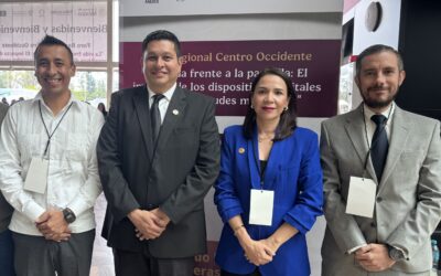 PARTICIPA UDEC EN FORO REGIONAL SOBRE EL IMPACTO DE LAS PANTALLAS EN JÓVENES