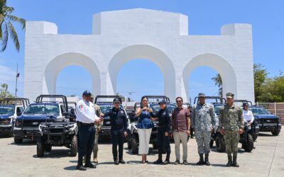 ROSI BAYARDO CONTINÚA REFORZANDO LA SEGURIDAD DE MANZANILLO CON 10 NUEVAS PATRULLAS
