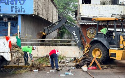 ATIENDE AYUNTAMIENTO CAPITALINO LABORES DE LIMPIEZA Y DESAZOLVE EN EL ARROYO ‘EL MANRIQUE’ TRAS INTENSA LLUVIA