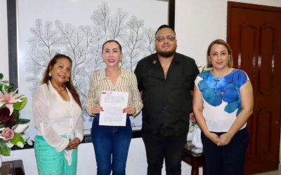 FIRMA VILLA DE ÁLVAREZ CONVENIO CON CENTRO EDUCATIVO PARA FORMAR CRIMINALISTAS