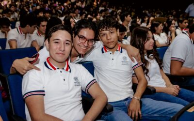 CELEBRAN, EN INGLÉS, EGRESO DE ESTUDIANTES DE LOS BACHILLERATOS 33 Y 34 DE LA UNIVERSIDAD DE COLIMA