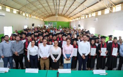 ENTREGA UDEC NUEVAS GENERACIONES DE BACHILLERES 7, 21 Y 31 EN ARMERÍA
