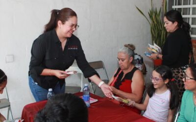 KAREN JURADO PONE EN MARCHA TALLER GRATUITO DE AMIGURUMI EN LA COMARCA  DE VDEA
