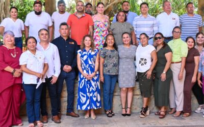AYUNTAMIENTO DE MANZANILLO RECONOCE LA TRAYECTORIA DEL PERSONAL DE APOYO Y ASISTENCIA A LA EDUCACIÓN