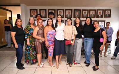 ENCABEZA ROSI BAYARDO CHARLA CON PROFESIONISTAS SOBRE AVANCES DE LA 4T EN COLIMA