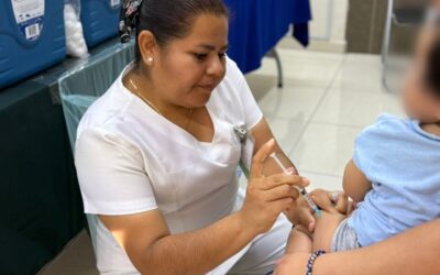 REFUERZA IMSS COLIMA PROTECCIÓN DE LA SALUD MEDIANTE VACUNACIÓN DE TODAS LAS ETAPAS  DE LA VIDA