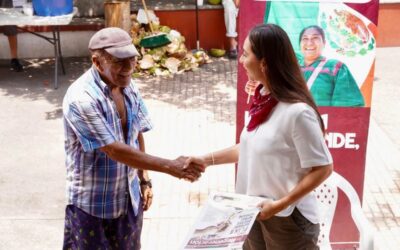 RECORRE ANDREA NARANJO COLONIAS DE MANZANILLO CON ASAMBLEA DE DEFENSA DE LA SOBERANÍA NACIONAL