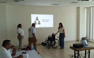 CAPACITA SUSEMOV E INCODIS A TAXISTAS DE 5 MUNICIPIOS PARA ATENDER A PERSONAS CON DISCAPACIDAD