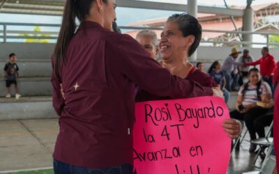 ROSI BAYARDO INVITA A LAS FAMILIAS DE MINATITLÁN A DEFENDER LA TRANSFORMACIÓN