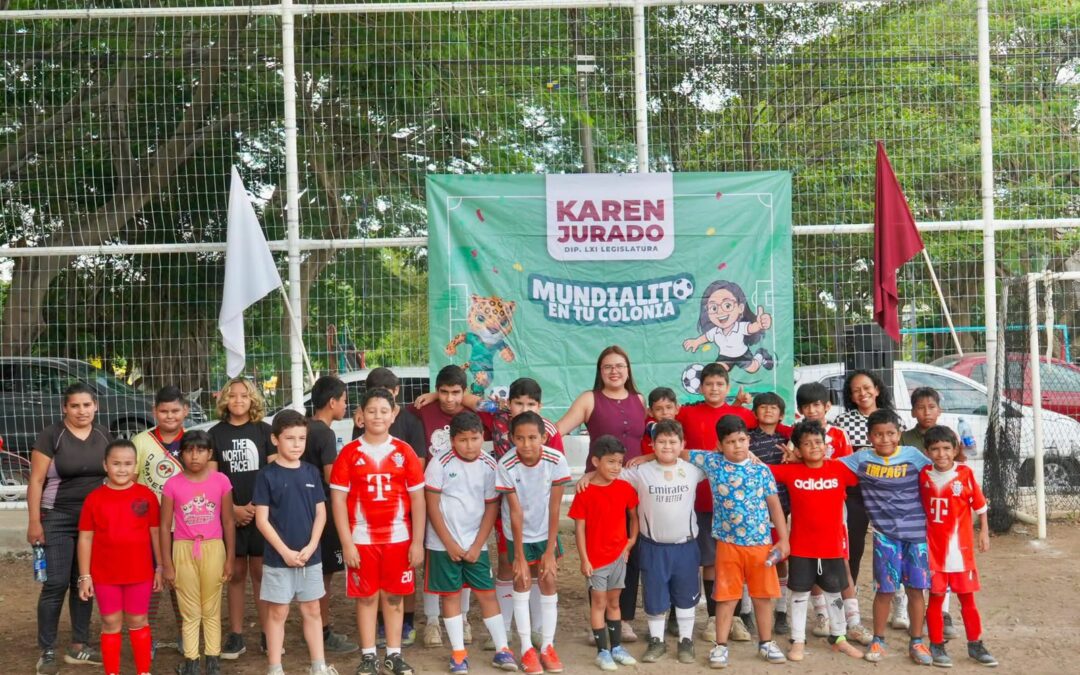 KAREN JURADO PREMIA A LOS CAMPEONES DEL ‘MUNDIALITO EN TUI COLONIA’ EN SOLIDARIDAD, VDEA