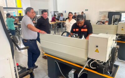 CAPACITAN A DOCENTES DE LA UDC EN MANEJO DE EQUIPO ESPECIALIZADO PARA ELECTROMECÁNICA