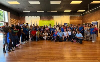 ‎ACOMPAÑA TEY GUTIÉRREZ A COLIMENSES AL REENCUENTRO CON SUS FAMILIAS EN EU