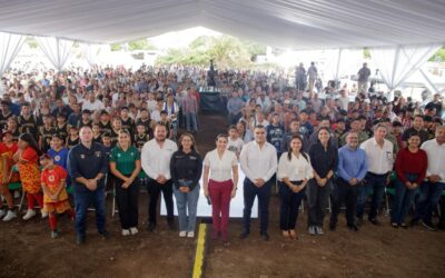 INDIRA VIZCAÍNO DIO EL BANDERAZO PARA LA PRIMERA PIEDRA DE LA CONSTRUCCIÓN DEL CENTRO COMUNITARIO, «MÉXICO IMPARABLE» EN COLIMA