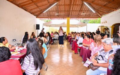 ROSI BAYARDO DESTACA ANTE COMALTECAS QUE PARA LA 4T LAS MUJERES SON UNA PRIORIDAD