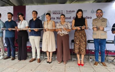 FERIA DEL EMPLEO OFRECIÓ 500 VACANTES A COLIMENSES CON SUELDOS DE HASTA 19,500 PESOS SIGUEN EL 19 EN MANZANILLO Y EL 26  EN TECOMÁN