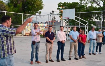 ESCUCHA AYUNTAMIENTO CAPITALINO DEMANDAS DE COLONOS DE MIRADOR DE LA CUMBRE II