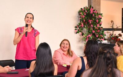 ROSI BAYARDO MANTIENE CERCANÍA CON MUJERES VILLALVARENSES Y LAS SUMA A DEFENDER LA SOBERANÍA