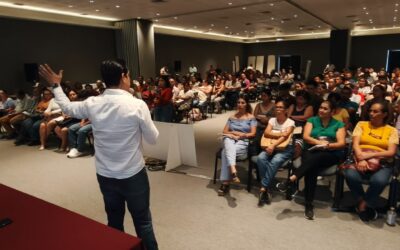 GOBIERNO DE INDIRA VIZCAÍNO IMPULSA EL AUTOEMPLEO COMO VÍA HACIA LA FORMALIDAD; PARTICIPAN 350 PERSONAS EN SESIÓN INFORMATIVA