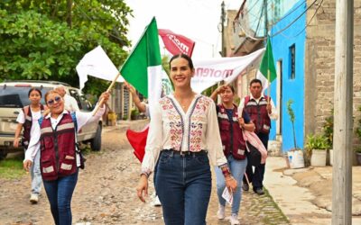 ROSI BAYARDO CUMPLE 60 DÍAS RECORRIENDO COLIMA EN DEFENSA DE LA TRANSFORMACIÓN Y ASÍ SE MANTENDRÁ