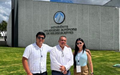 ESTUDIANTES DE LA UDEC PRESENTAN INVESTIGACIONES EN CONGRESO INTERNACIONAL DE CIENCIA POLÍTICA
