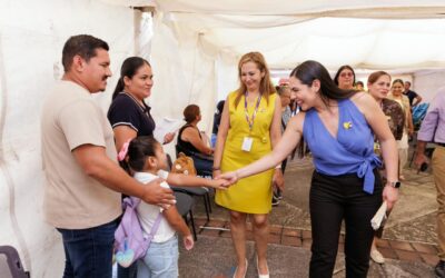 INDIRA VIZCAÍNO HIZO ARRANQUE FORMAL DE LAS JORNADAS DE VALORACIONES PARA PACIENTES QUE ATENDERÁ EL CRIT COLIMA
