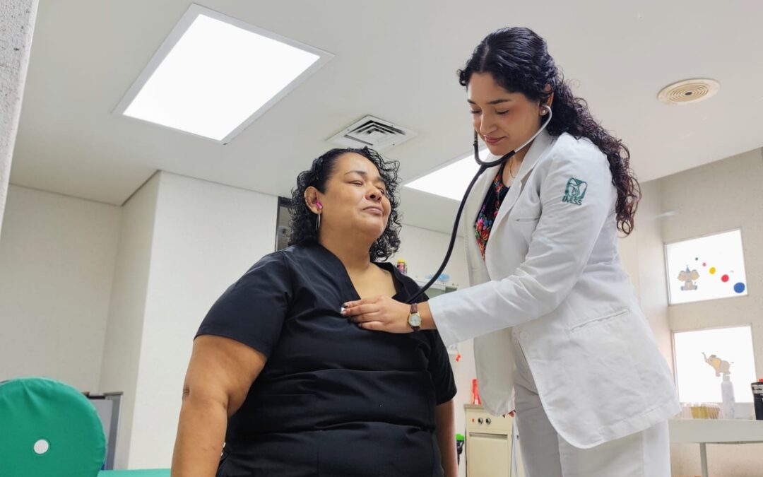 RECONOCE IMSS COLIMA LABOR DE MÉDICAS Y MÉDICOS RESIDENTES Y FORTALECE FORMACIÓN DE ESPECIALISTAS