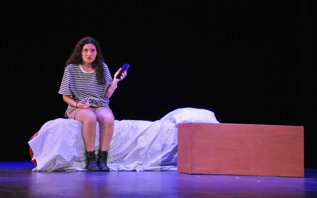 OFRECEN EN EL «PABLO SILVA» INSTRUCCIONES PARA SOBREVIVIR A LA ADOLESCENCIA