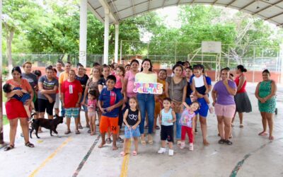 SUBSEJUV COLIMA ENTREGA CERCA DE 200 PAQUETES DE HOJAS PARA APOYAR ESTUDIOS DE JÓVENES
