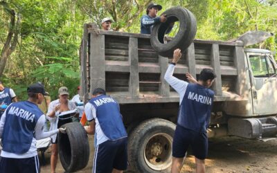 LA SEXTA REGIONAL NAVAL PARTICIPA EN LA JORNADA DE LIMPIEZA DE PLAYAS EN EL MARCO DEL «DÍA MUNDIAL DEL TURISMO», EN MANZANILLO, COLIMA