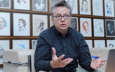 DESTACA SOCIEDAD ESTADOUNIDENSE DE FÍSICA LABOR DE ALFREDO ARANDA EN LA FORMACIÓN DE JÓVENES
