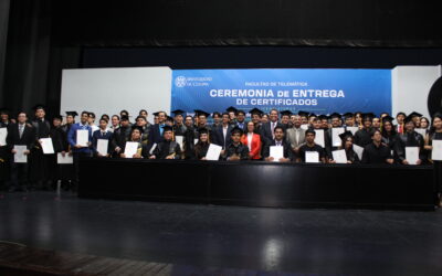 ENTREGA FACULTAD DE TELEMÁTICA CERTIFICADOS A EGRESADOS DE LICENCIATURA Y MAESTRÍA