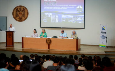 ANALIZAN EN LA UDEC CÓMO RESPONDER DESDE LOS MUNICIPIOS A LOS DESAFÍOS SOCIALES