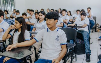 CON MÁS CULTURA, MÁS HUMANIDAD, CELEBRA 38 AÑOS EL BACHILLERATO 28 DE CAMOTLÁN DE MIRAFLORES